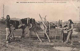 PLOUESCAT - CULTIVATEURS (beau Plan) - Vue Générale Côte De FRONDEN - Carte Précurseur 1900 - Dos KARTEN BOST - Plouescat