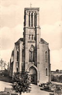 Champtoceaux * Place De L'église Du Village - Champtoceaux