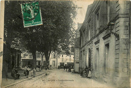 Luçon * Rue Et La Gendarmerie Nationale - Lucon