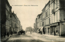 Montauban * La Grande Rue Villebourbon * Pharmacie * Commerces Magasins - Montauban