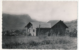 CPSM - EMBRUN (Hautes Alpes) - "Valjoyeux" Maison D'enfants - Dans Le Fond, Le Grand Morgon - Embrun