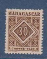 MADAGASCAR        N°  YVERT  :  TAXE  32   NEUF AVEC  CHARNIERES      ( Charn  4 /50 ) - Portomarken