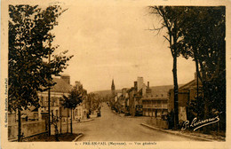 Pré En Pail * Vue Générale Et Route Du Village - Pre En Pail