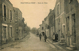 Beauvoir Sur Niort * Route De Niort * La Boulangerie * Villageois - Beauvoir Sur Niort