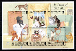 RC 22584 ALDERNEY COTE 11€ BF N° 2 CHATS CHATONS BLOC FEUILLET NEUF ** MNH TB - Alderney