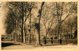 Mayenne * Vue Sur Le Champ De Foire * Place - Mayenne