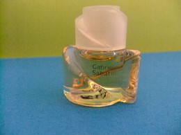 MINIATURE EAU DE TOILETTE - GABRIELA SABATINI - USA - 16 Fl Oz 4.9 Ml ECHANTILLON DE COLLECTION - Miniatures Femmes (sans Boite)