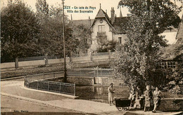 Cézy * Un Coin Du Pays Village , Villa Des Souvenirs * VILLA * Landau Pram Nounous - Sonstige & Ohne Zuordnung