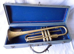 Alte Trompete Der Firma Meinel & Herold Klingenthal Im Kasten (101496) - Instrumentos De Música