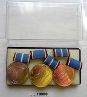 3 X DDR Medaillen Landesverteidigung Gold Silber Bronze Im Etui (110809) - GDR