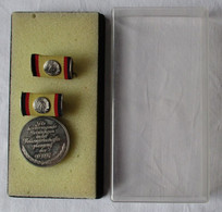 DDR Medaille Für Hervorragende Leistungen In D. Volkswirtschaftsplanung (136252) - GDR