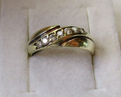 Wunderschöner 585er Gold Ring Mit 7 Hübschen Ziersteinen (122165) - Ring