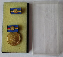 DDR Medaille Für Hervorragende Leistungen Im Finanzwesen Bartel 291 C (153803) - GDR