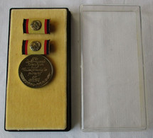 DDR Medaille Für Hervorragende Leistungen In D. Volkswirtschaftsplanung (104631) - DDR