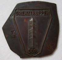 DDR MUSTER Abzeichen Reservistenabzeichen Grenztruppen Abschlag (110941) - República Democrática