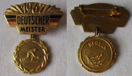 DDR Abzeichen Sport Deutscher Meister 1967 Im Kegeln (131493) - GDR