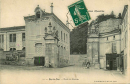 Bar Le Duc * Place Et école Du Centre * Coiffeur - Bar Le Duc