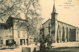 Les Allemans * La Place De L'église Du Village * Villageois - Andere & Zonder Classificatie