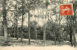 Monthléry Sous Bois * Le Jardin De La Tour - Montlhery