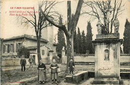 Montans * Près Gaillac * La Place De La Vieille église * Villageois - Andere & Zonder Classificatie