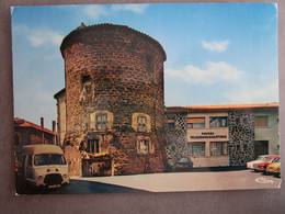 CP 43 Haute Loire LOUDES - La Tour Et La Poste P.t.t.  Véhicule Estafette Renault  - Voitures 1970 - Loudes