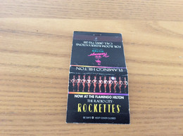 Pochette D'allumettes ETATS UNIS "FLAMINGO HILTON - THE RADIO CITY ROCKETTES / LAS VEGAS NEVADA" (Casino) - Boites D'allumettes