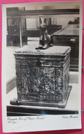 Visuel Très Peu Courant - Egypte - Le Caire - Cairo Museum - Canoptic Box Of Queen Nozmet - R/verso - Le Caire