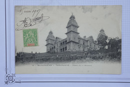 T11 MADAGASCAR  BELLE   CARTE  1907 TANANARIVE POUR VALENCIENNES FRANCE ++PALAIS MINISTRE  ++AFFRANCH. BLEU PLAISANT - Briefe U. Dokumente