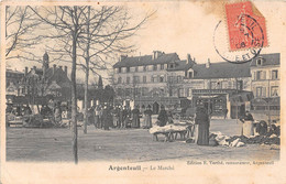 ARGENTEUIL - Le Marché - Argenteuil