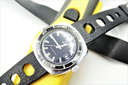 Watches : YEMA MEN SOUS MARINE DIVER BLUE W TROPIC SPORT HAND WIND - 1980's  - Original - Running - Excelent Condition - Moderne Uhren