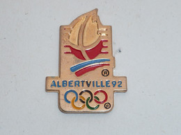 Pin's ALBERTVILLE 92 DORE B - Giochi Olimpici
