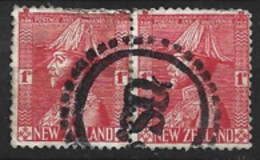 New Zealand 1926  SG  468   1d   Fine Used  Pair - Oblitérés