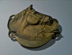 VINTAGE RARO PORTACENERE CAVALLO IN OTTONE DEGLI ANNI 50/60 - Bronzen