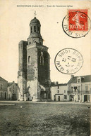 Bouguenais * Place Et Tour De L'ancienne église Du Village - Bouguenais
