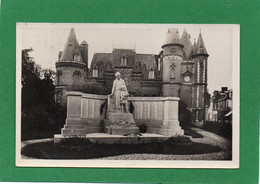 80 Corbie LE MONUMENT ET L'HÔTEL DE VILLE CPSM P F EDIT G REANT N°3 - Corbie