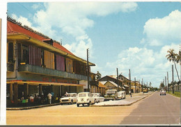 CPSM , Guyane ,N°71, Saint Laurent Du Maroni , Une Rue De La Ville Et L' Hôtel-Restaurant Le " Toucan "Ed. G.D. - Saint Laurent Du Maroni