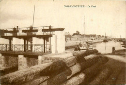 Noirmoutier * Vue Sur Le Port * L'écluse * Chantier Bois ? - Noirmoutier