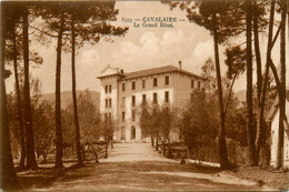 Cavalaire * Vue Sur Le Grand Hôtel * Route Chemin - Cavalaire-sur-Mer