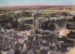 MASSAY (Cher)  Vue Aérienne  L'Eglise Et Le Château Opérateur : M.Roussel - Massay