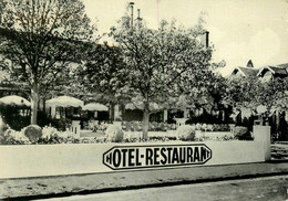 Barbizon * Les Pléiades , Ensemble Des Terrasses * Hôtel Restaurant - Barbizon