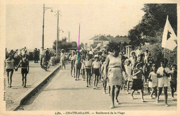 Chatelaillon * Colonie , Défilé Sur Le Boulevard De La Plage - Châtelaillon-Plage