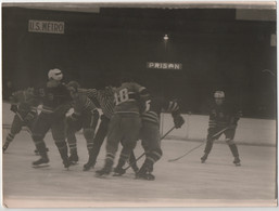 Championnat De Hockey Sur Glace. Patinoire. Sport. Gap ? - Sport