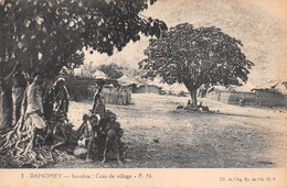 SAVALOU   COIN DE VILLAGE - Dahomey