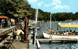 Sillé Le Guillaume Plage * Plage Et Embarcadère * Bateau Vedette * Baigneurs - Sille Le Guillaume