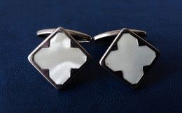 - Ancienne Paire De Boutons De Manchettes - - Cuff Links & Studs