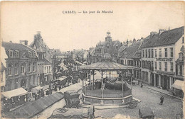 NORD  59  CASSEL - UN JOUR DE MARCHE - Cassel
