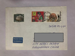 Sweden Cover Sent To China With Stamps - Cartas & Documentos