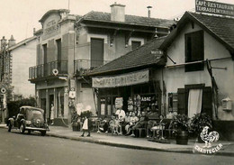 Pau * Débit De Tabac Tabacs TABAC Café TERMINUS * Restaurant * Entrée , Avenue Du Général Leclerc * Pompe Essence - Pau