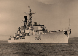 Le DU CHAYLA * Bateau De Guerre , Escorteur D'escadre D630 * Photo Ancienne * Militaria - Warships