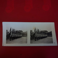 PHOTO STEREO III REICH BEIM APPELL DER DEUTSCHEN POLIZEI ERSTMALIG DER FUHRER DER DEUTSCHEN POLIZEI FELDZEICHEN - Guerre, Militaire